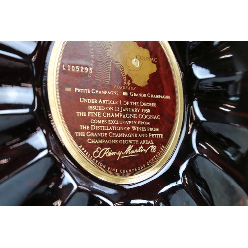 407 - A bottle of Remy Martin fine champagne cognac XO Special, sealed bottle in box.