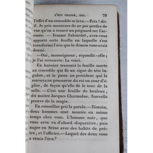 426 - Book - Notre-Dame de Paris - Victor Hugo, leather bound, dated 1837.