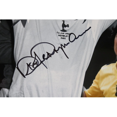 435 - Football Autographs - Tottenham Hotspur, a ltd edition 12