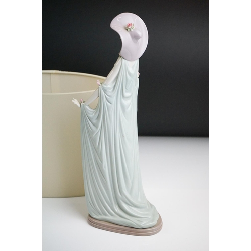 11 - Lladro ' Afternoon Tea ' porcelain lady figure, no. 1428 (35.5cm high), together with a Lladro Balle... 