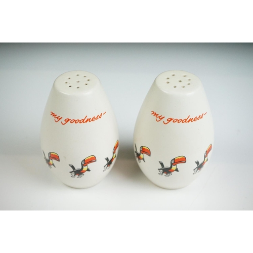 17 - Advertising - Carlton Ware Guinness 'My Goodness My Guinness' three-part cruet set, decorated with t... 