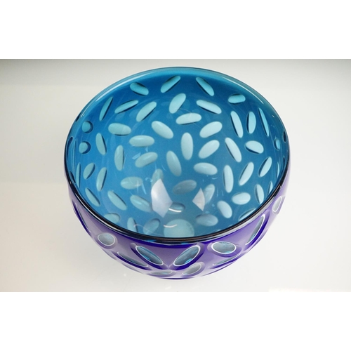 26 - Lestyn Davies for Blowzone - 21st Century ' Virtu ' cased studio glass ltd edn bowl, decorated with ... 