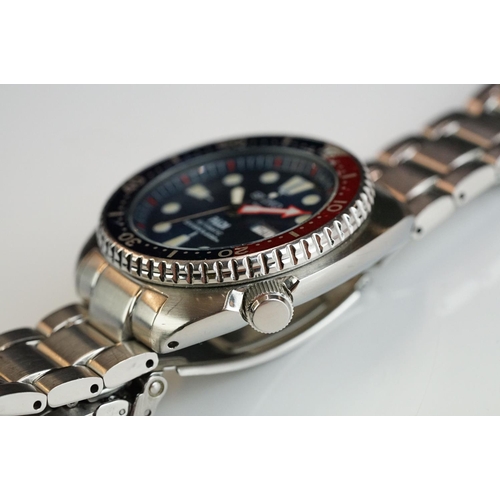 250 - A Seiko PADI 'Turtle' special edition 4R36-05H0 SR1A21K1, complete with original bracelet strap, spa... 