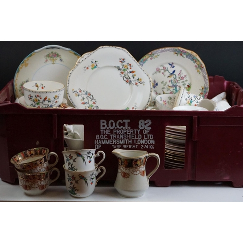 77 - Collection of vintage china to include Royal Doulton, Royal Worcester, Royal Crown Derby etc