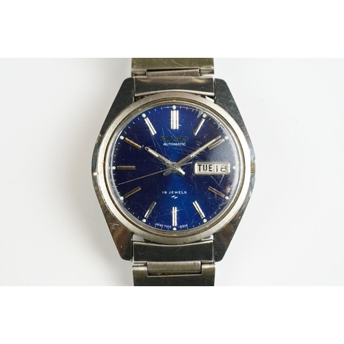 241 - Seiko 7006 - 8040 automatic day / date gents watch