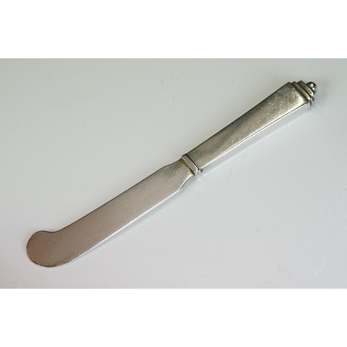 272 - A fully hallmarked sterling silver Georg Jensen Art Deco butter knife.