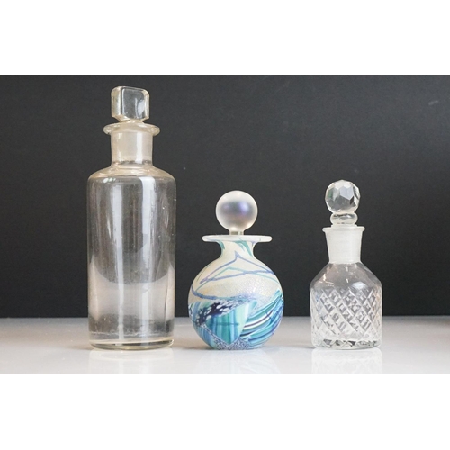 327 - A collection of mainly vintage scent / perfume bottles to include a fully hallmarked sterling silver... 