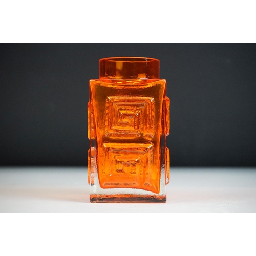 50 - Whitefriars ' Greek Key ' pattern Tangerine vase, pattern no. 9815, 11cm high