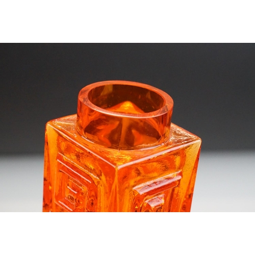 50 - Whitefriars ' Greek Key ' pattern Tangerine vase, pattern no. 9815, 11cm high