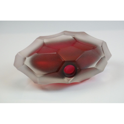 68 - Bob Crooks - Beehive frosted glass scent bottle in ruby red, of faceted form, with clear glass stopp... 