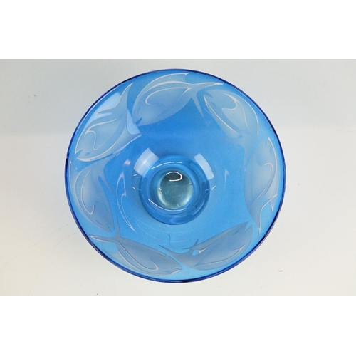 71 - Julia Linstead - Blue overlay studio glass bowl with engraved / etched fish decoration, raised on a ... 