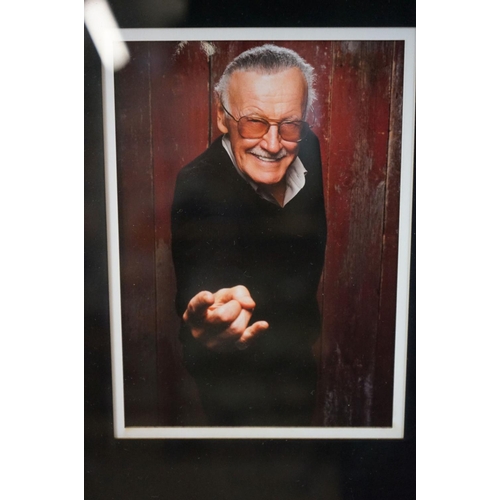 514 - Marvel - Marvel Comics Stan Lee Montage with three photographic images, one signed by Stan Lee, with... 