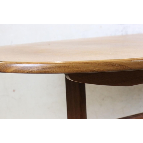 549 - Mid century Retro G-Plan ' Fresco ' Teak Oval extending Dining Table, 161cm long (closed) x 106cm wi... 