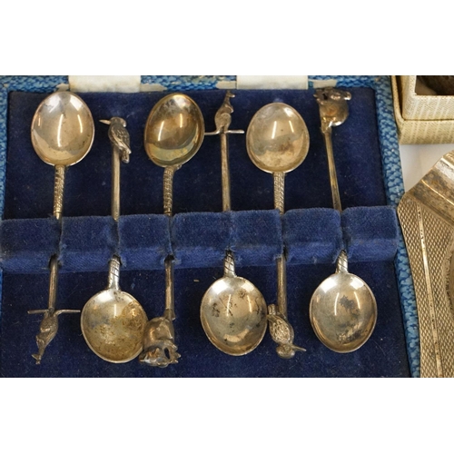 333 - A collection of fully hallmarked sterling silver to include a cigarette case, vesta case, teaspoons ... 