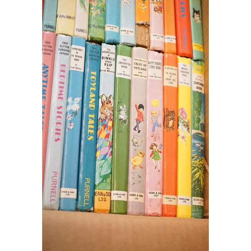 459 - A large collection of Enid Blyton board back books, approx thirty two in total dating from the 1960'... 