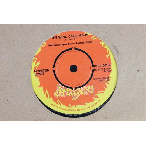 398 - Vinyl - Reggae / Roots Reggae - 35 original UK 7” singles from the 1970s on various labels, includin... 