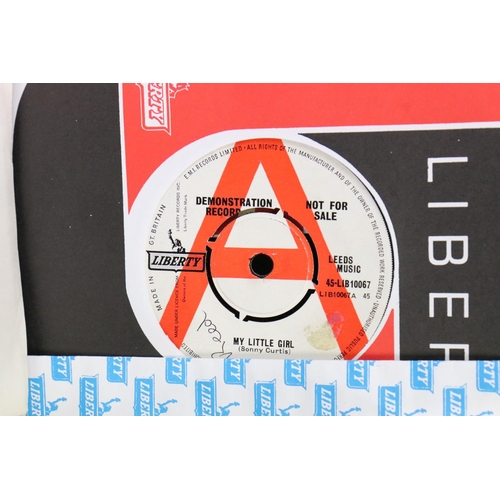 402 - Vinyl - Rock ’N’ Roll - 9 demo promo UK 7” singles by The Crickets, condition varies, but at least V... 