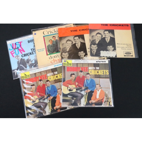 404 - Vinyl & Autographs - Rock ’N’ Roll - 19 original 7” EP singles by The Crickets, to include UK pressi... 