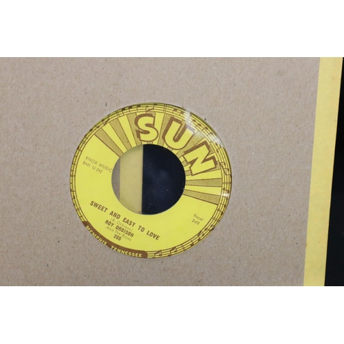 425 - Vinyl - Rockabilly / Rock ’N’ Roll / Sun Records - 17, mainly original USA pressing Sun Records 7” s... 