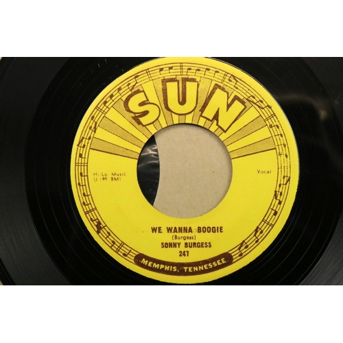 429 - Vinyl - Rockabilly / Rock ’N’ Roll / Sun Records - Sonny Burgess - Red Headed Woman / We Wanna Boogi... 