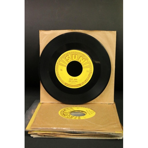 432 - Vinyl - Rock ’N’ Roll / Sun Records - 10, mainly original Sun records 7” singles by Jerry Lee Lewis,... 