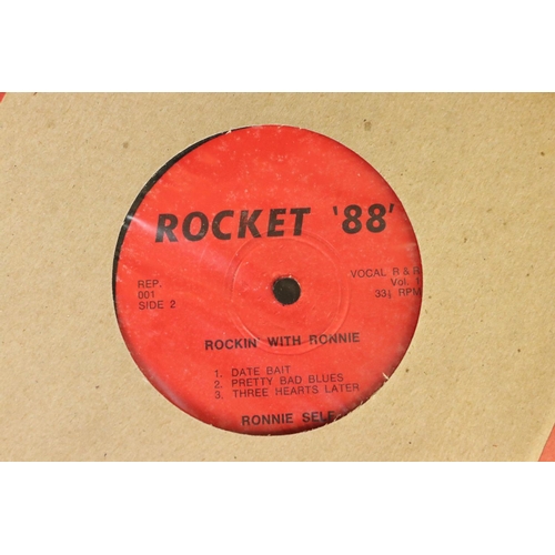 434 - Vinyl - Rockabilly - 17 mainly 1970s re-issue singles, to include: Carl Perkins - Movie Magg / Turn ... 