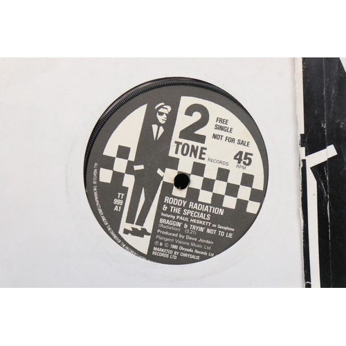 582 - Vinyl - 11 2-Tone / Ska 7