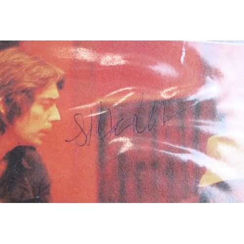 353 - Vinyl & Autographs – 19 Steve Hackett / Genesis 7” singles 18 of which are signed by Steve Hackett. ... 