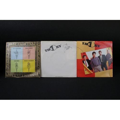 384 - Vinyl & Autographs – 38 New Wave / Alternative singles signed by the artists to include Squeeze (6 s... 