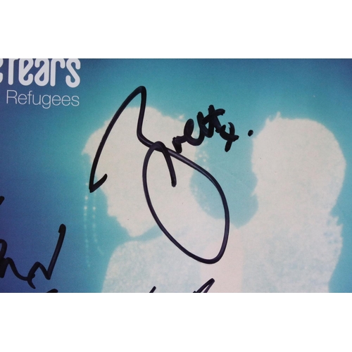 388 - Vinyl & Autographs – 25 modern / contemporary bands ltd edn singles and picture discs all signed by ... 