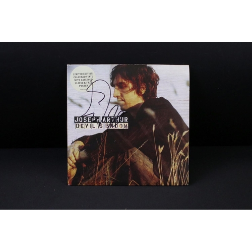 391 - Vinyl & Autographs -  29 modern / contemporary Limited Edition singles and Picture Discs, to include... 