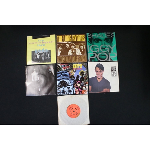 370 - Vinyl & Autographs – 38 USA Punk / New Wave / Alternative -7” singles to include: Blondie (14 includ... 