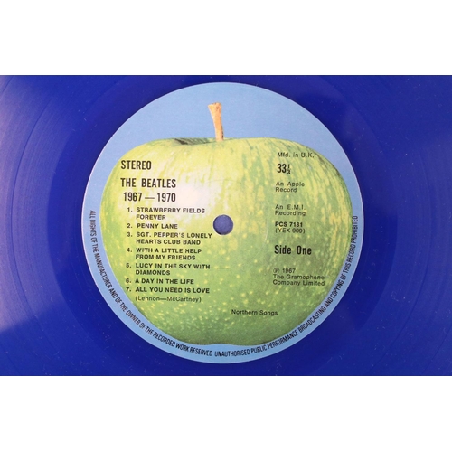 650 - Vinyl - 3 The Beatles LPs to include 1967-70 blue vinyl, 1962-66 black viny, Sgt Pepper later stereo... 