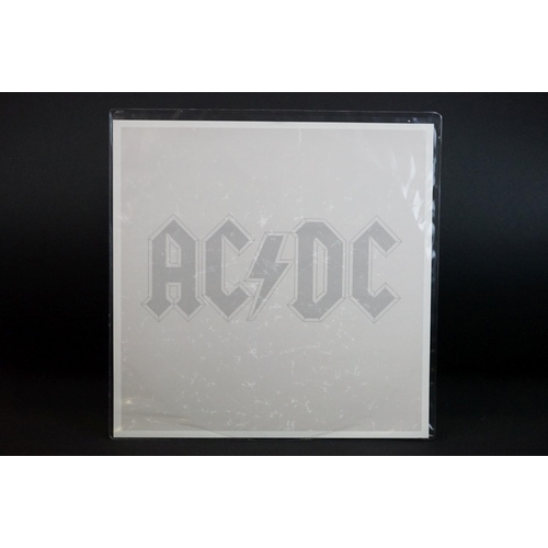 512 - Vinyl - ACDC The Razors Edge picture disc LP on ATCO Records WX 364P.  Card insert and vinyl Ex