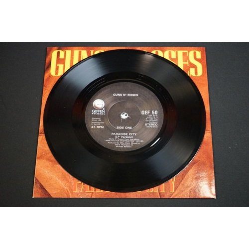 529 - Vinyl - 6 Guns N Roses picture / shaped / coloured vinyl to include Nightrain shaped pic disc (759 9... 