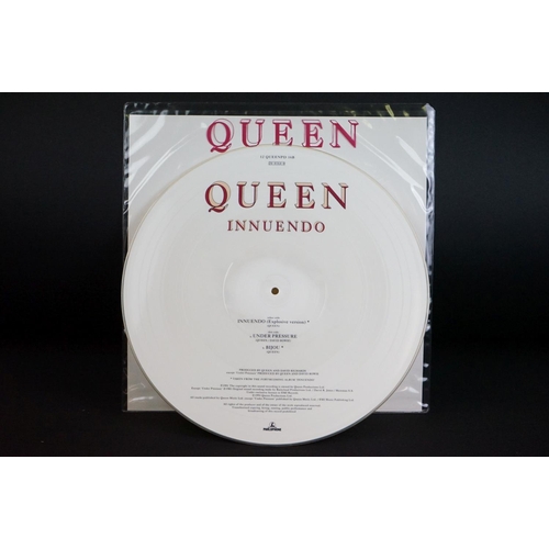 531 - Vinyl - Queen - 1 LP and 5 12