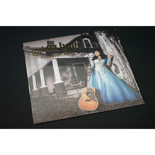 70 - Vinyl - Loretta Lynn Van Lear Rose LP limited edition reissue on Third Man Records TMR311 Accompanie... 