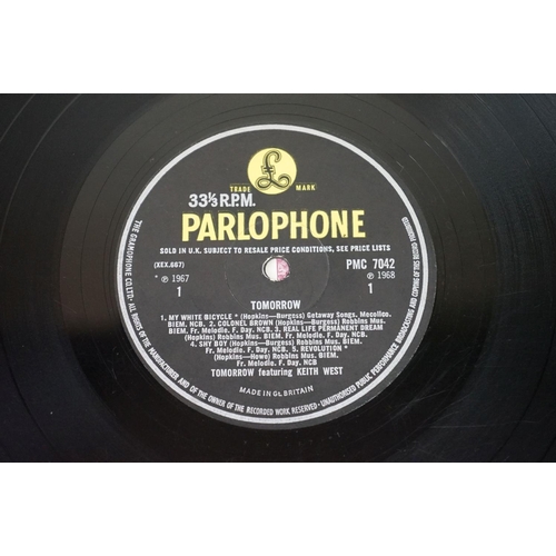 90 - Vinyl - Tomorrow Featuring Keith West self titled on Parlophone Records PMC 7042. 
 Original UK 1968... 