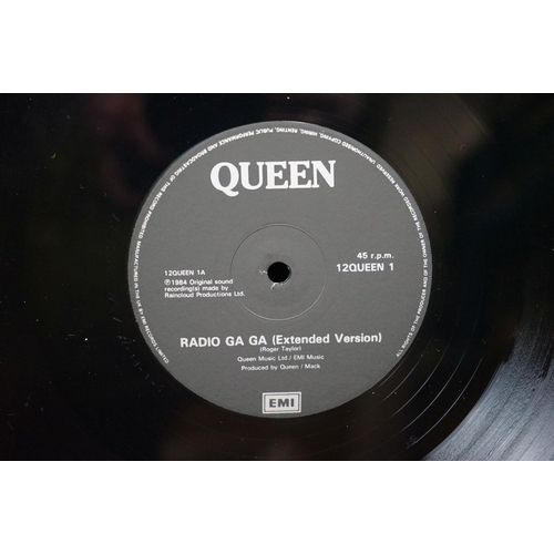 545 - Vinyl - 23 Queen 12