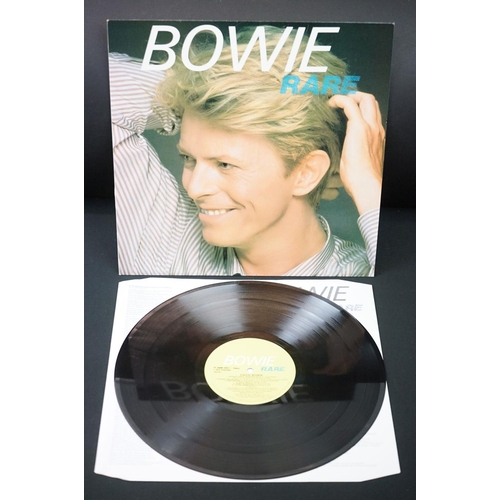 551 - Vinyl - 11 David Bowie LPs, 1 12