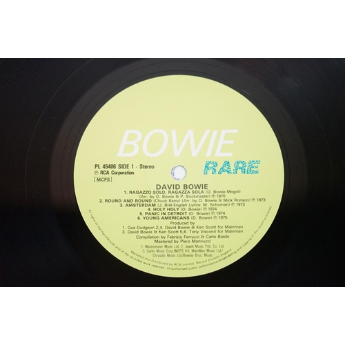 551 - Vinyl - 11 David Bowie LPs, 1 12