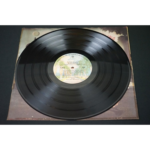 555 - Vinyl - 6 Alice Cooper LPs to include Pretties For You (US press on Straight / Warner) gatefold slee... 