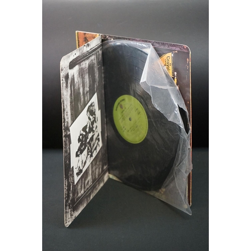 555 - Vinyl - 6 Alice Cooper LPs to include Pretties For You (US press on Straight / Warner) gatefold slee... 