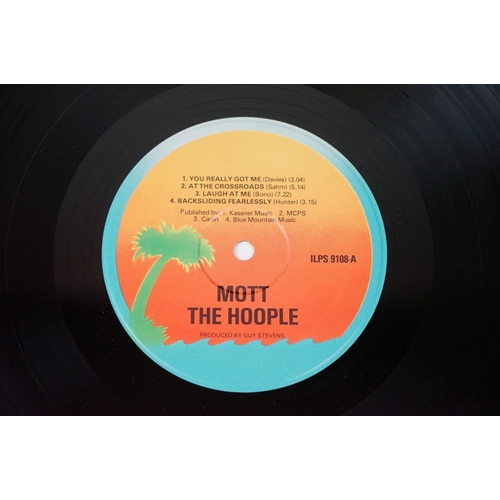 556 - Vinyl - 6 Mott The Hoople & members LPs to include self titled, Mad Shadows, Wildlife, Brain Capers ... 