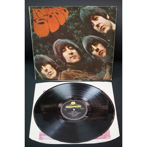 566 - Vinyl - 13 The Beatles and related LPs to include The White Album No.0527391 Stereo, top loader, wit... 