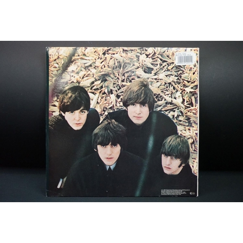 566 - Vinyl - 13 The Beatles and related LPs to include The White Album No.0527391 Stereo, top loader, wit... 