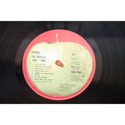 566 - Vinyl - 13 The Beatles and related LPs to include The White Album No.0527391 Stereo, top loader, wit... 