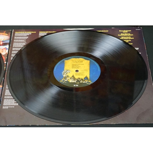 567 - Vinyl - 11 Iron Maiden LPs to include Fear Of The Dark (gatefold), Self Titled (EMC 3330), Seventh S... 