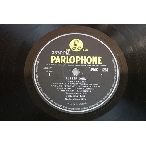 702 - Vinyl -Three The Beatles LPs to include Please Please Me PMC1202 'Recording First Published' to labe... 