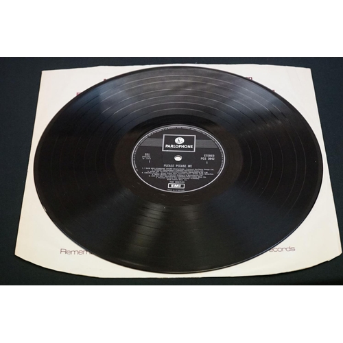 703 - Vinyl - The Beatles Please Please Me LP PCS3842 stereo, silver and black one boxed EMI, Parlophone l... 